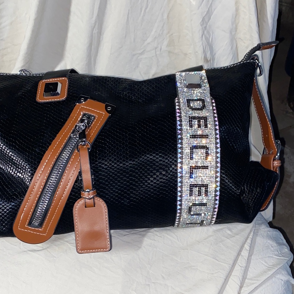 DEICLEUTA Satchel Black and Tan Women's Bag